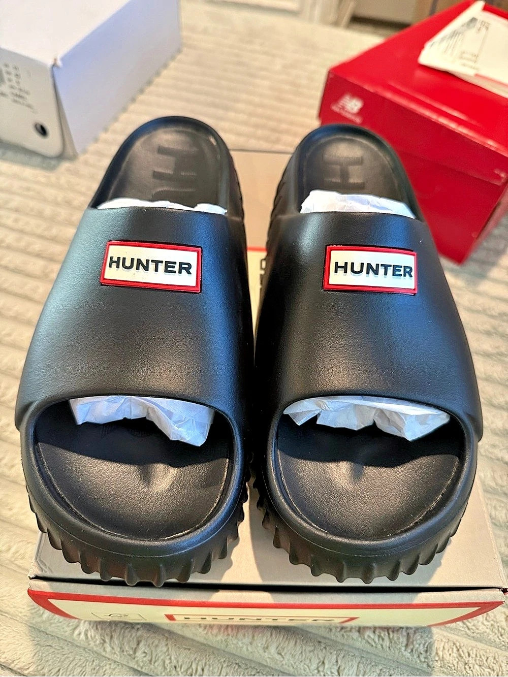 Hunter H-WEARO Black Sandals US 11 NWT